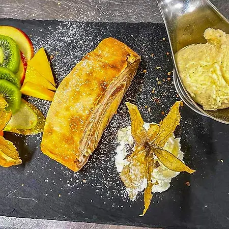 Und Restaurant Nehrener Hof 3*