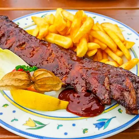 Und Restaurant Nehrener Hof 네렌