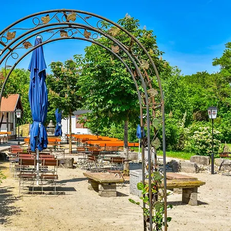 Ξενοδοχείο Und Restaurant Nehrener Hof 3*