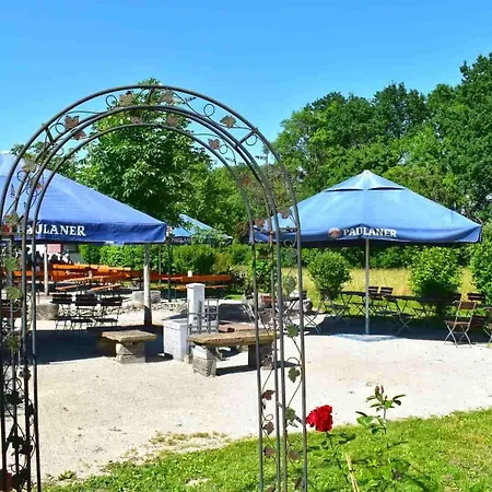 호텔 Und Restaurant Nehrener Hof 네렌