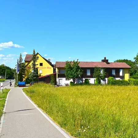 Und Restaurant Nehrener Hof 호텔 네렌