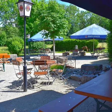 호텔 Und Restaurant Nehrener Hof 네렌