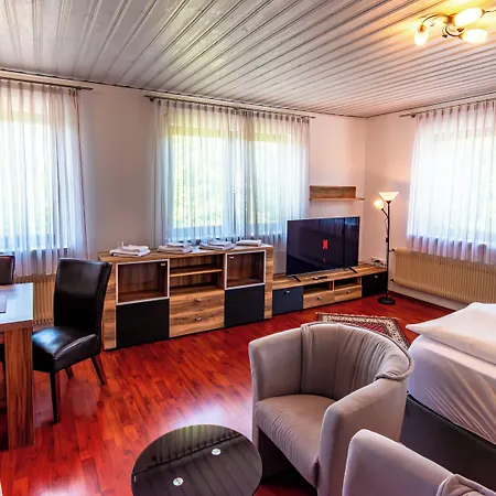 Hotel Nehrener Hof 3*