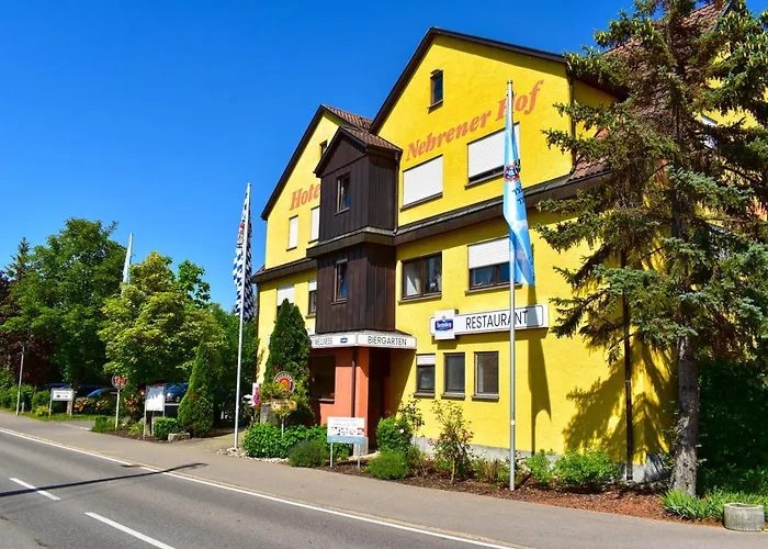 Und Restaurant Nehrener Hof ホテル 3*