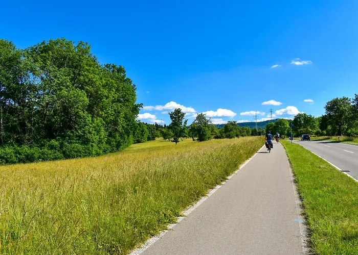 ホテル Und Restaurant Nehrener Hof
