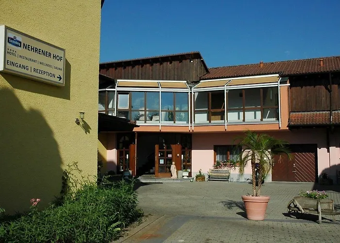 Und Restaurant Nehrener Hof 3* Nehren