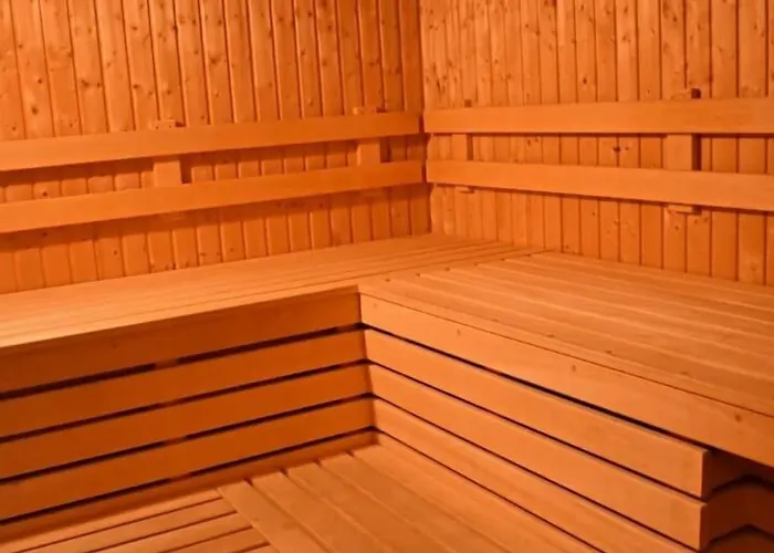 ホテル Und Restaurant Nehrener Hof 3*