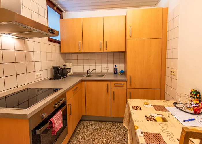 Und Restaurant Nehrener Hof 3*