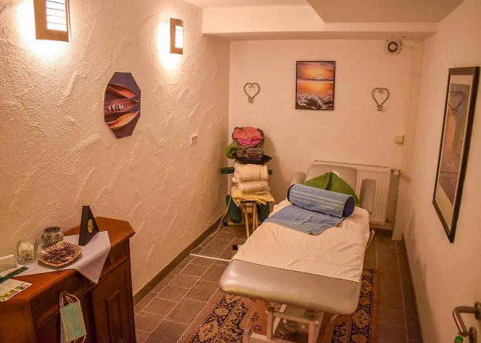 Und Restaurant Nehrener Hof Nehren